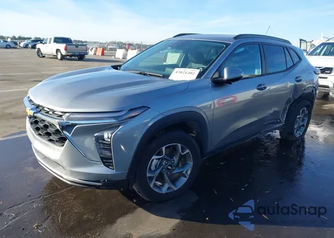 2024 Chevrolet Trax Fwd Lt z USA, uszkodzony, nr VIN KL77LHE22RC120292